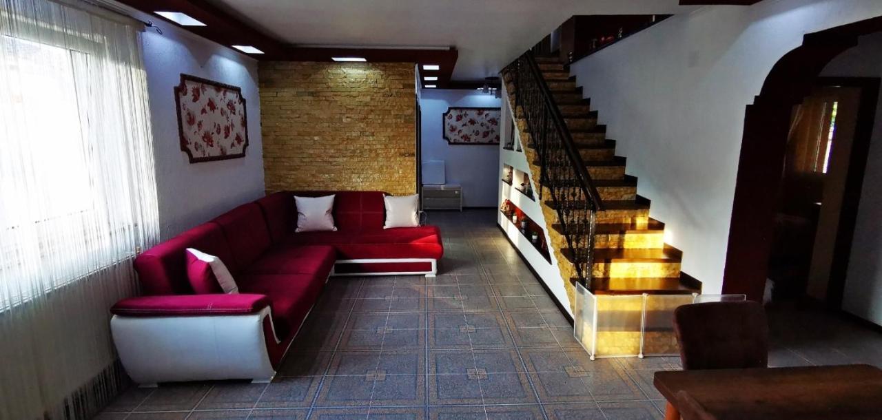 Casa De Vacanta Dalia Si Crina Babadag Экстерьер фото